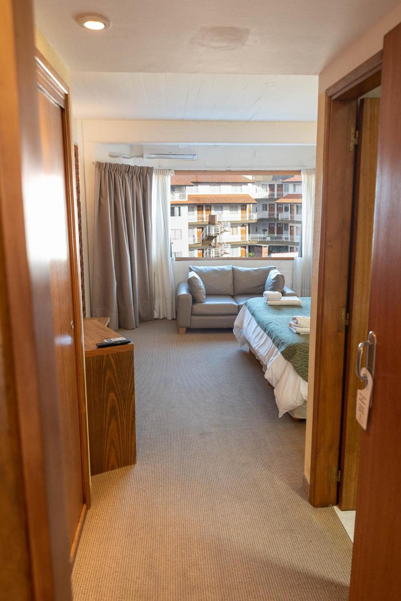 Fonte Arcada Hotel Villa Gesell Room photo