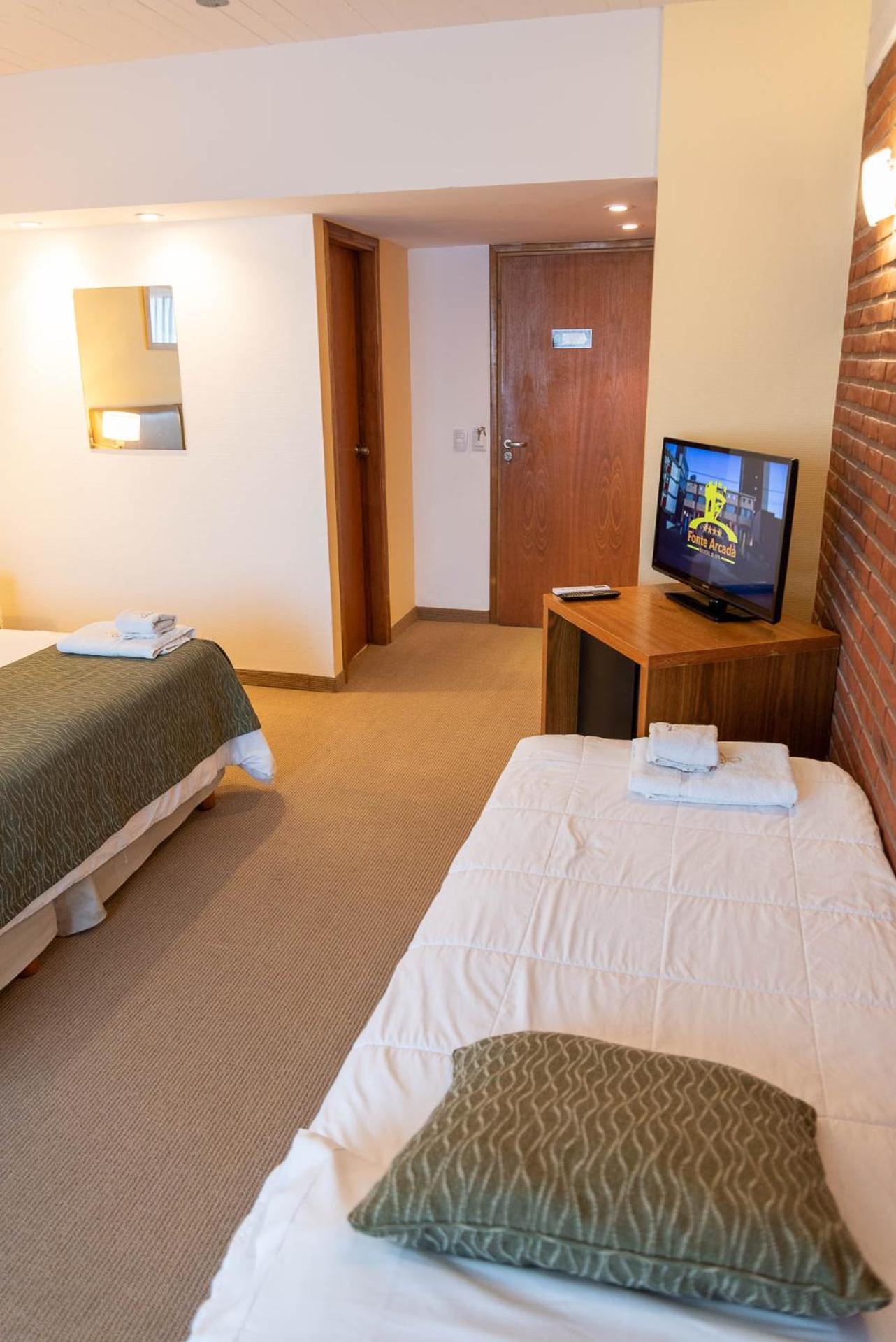 Fonte Arcada Hotel Villa Gesell Room photo